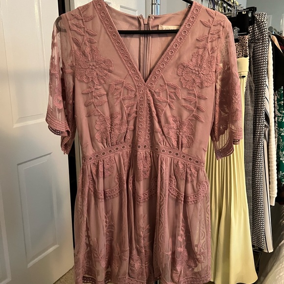 Altar’s State Romper Size Medium - Picture 1 of 3